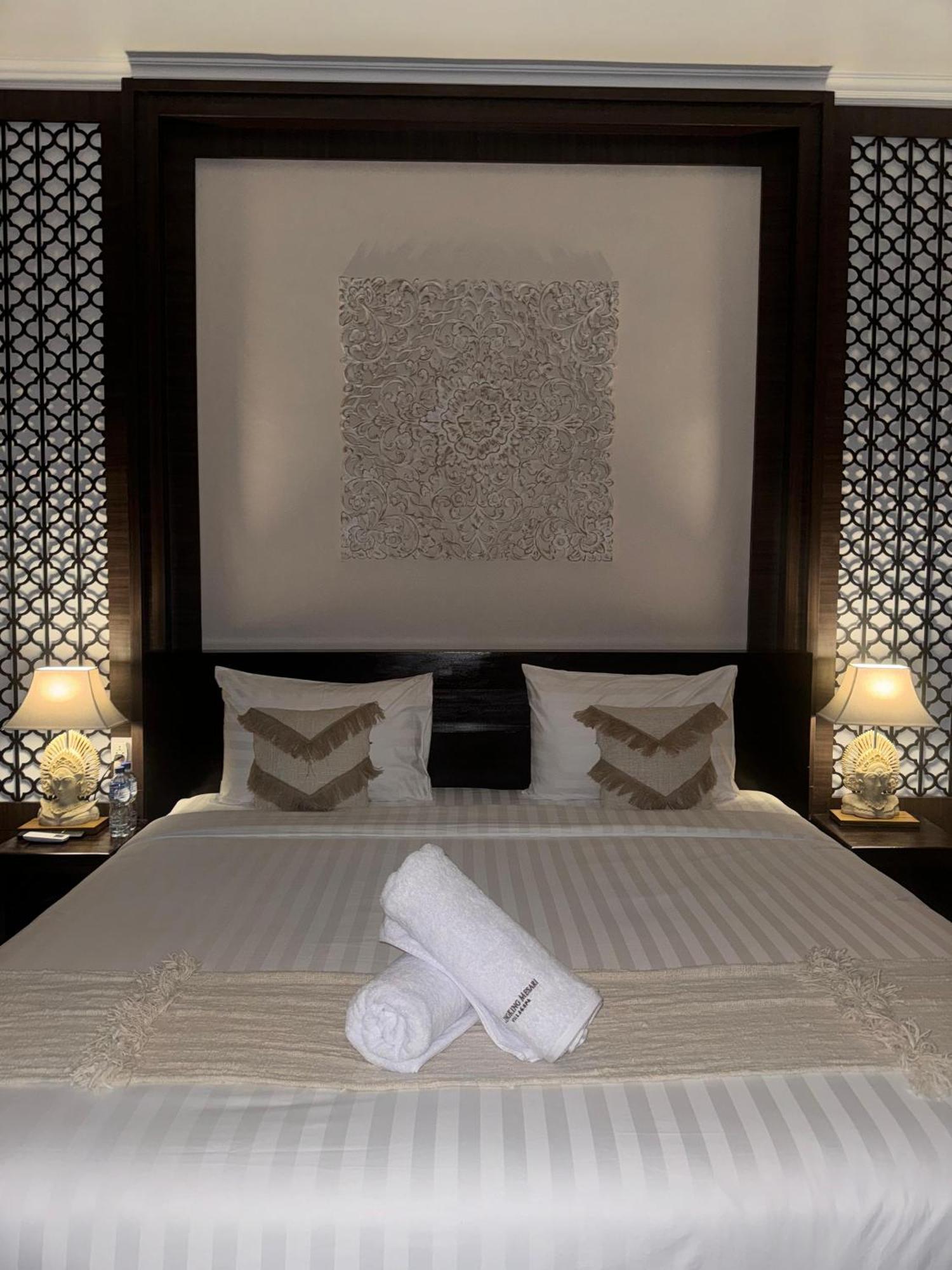 Kelingking Mesari Villa And Spa Batumadeg Екстер'єр фото
